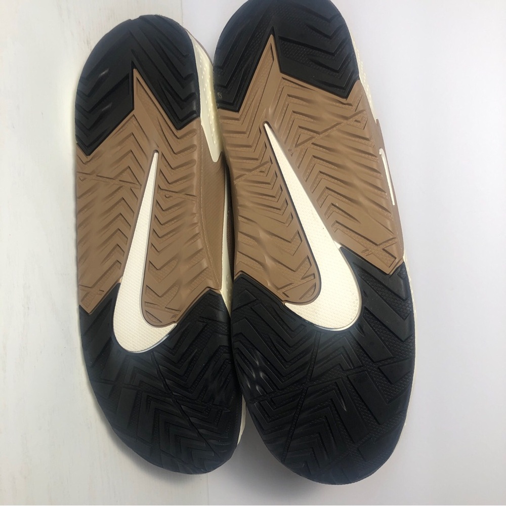 Nike JAM Women's Sneakers FN0314-200, Dark Driftwood/Hemp/Sail/Black) Size 10 - Picture 8 of 9